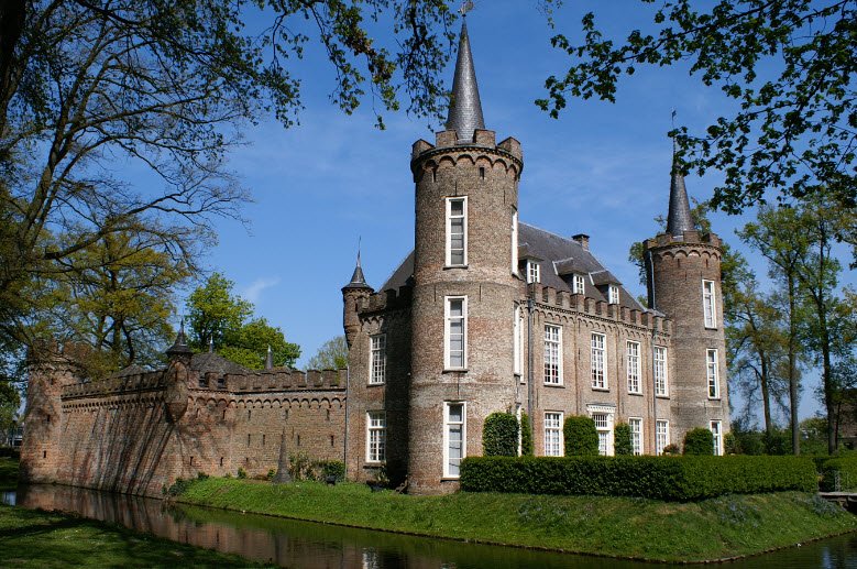 Castle Henkenshage, Netherlands